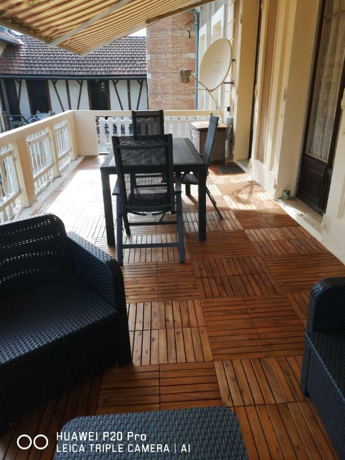 La Garde Chambres D'Hotes Charancieu Екстериор снимка
